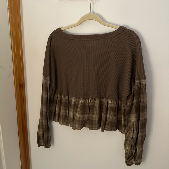 Women’s thermal/ plaid long sleeve shirt - Picture 4 of 5